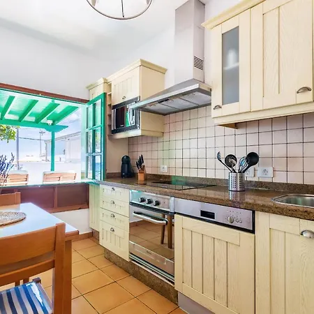 Holiday home Casajardin